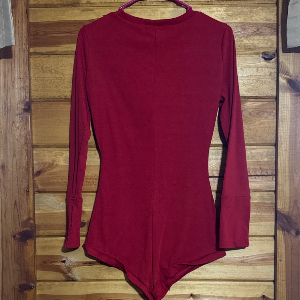 Moxeay Red Ribbed Bodysuit - Picture 5 of 5